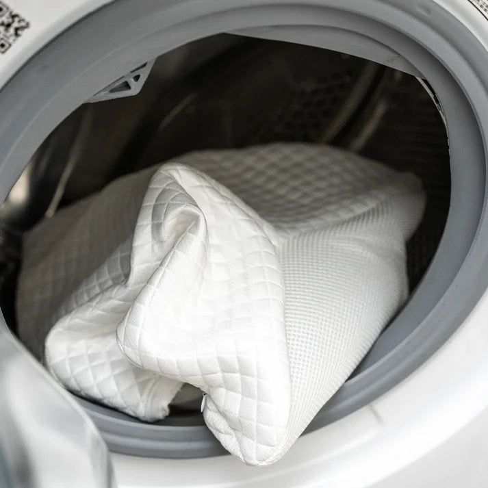 ErgoPillow™ | Sov bedre, vågn friskere – ergonomisk støtte til nakke og ryg hele natten